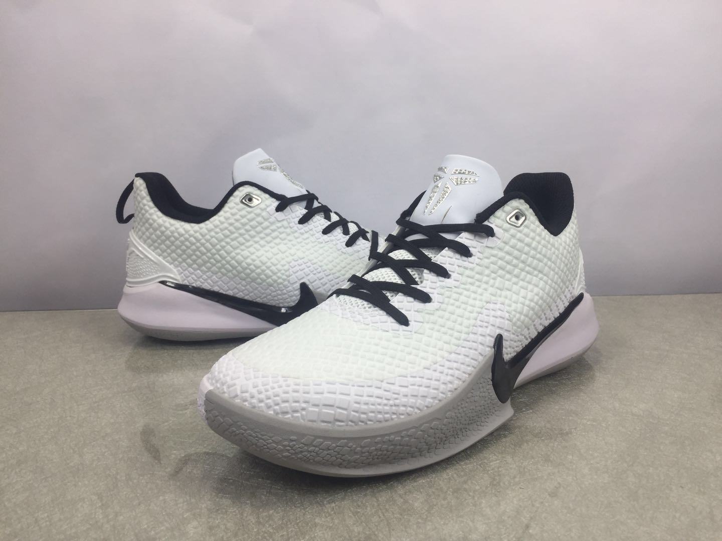 2020 Nike Bryant Mamba Focus EP Kobe White Grey Black